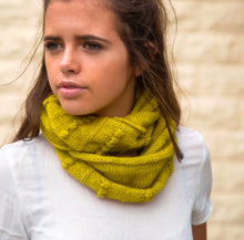 Load image into Gallery viewer, pattern - hinterland cowl 060 pdf