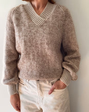 Load image into Gallery viewer, pattern - chloe jersey 172 pdf