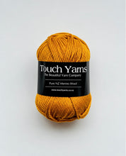 Load image into Gallery viewer, pure merino 8ply - saffron - 867