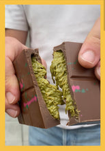 Load image into Gallery viewer, dubai chocolate - fruney