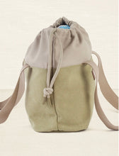 Load image into Gallery viewer, eco vita - knitting &amp; crochet outsider bag