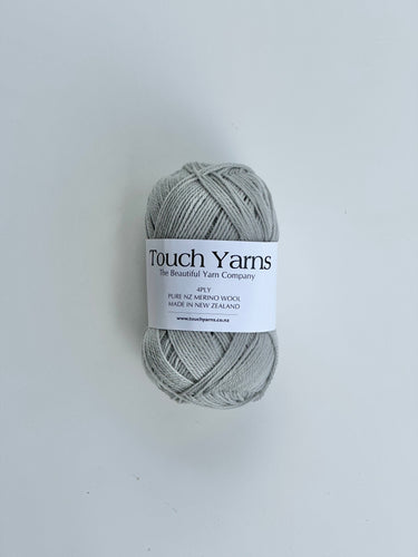 pure merino 4ply - silver - 422