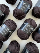 Load image into Gallery viewer, pure merino 8ply - cocoa - 880