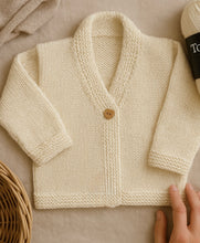 Load image into Gallery viewer, pattern - charlotte&#39;s cardy &amp; hat 059 pdf