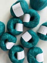 Load image into Gallery viewer, mohair silk - eden green