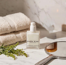 Load image into Gallery viewer, nude kiwi - hand serum - rosewood &amp; cardamon