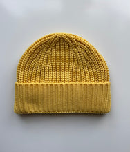Load image into Gallery viewer, merino beanie - fisherman’s rib