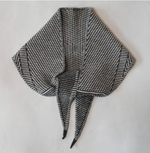 Load image into Gallery viewer, knit shepherd - taranaki neckerchief