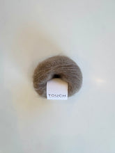 Load image into Gallery viewer, mohair silk - bark brown