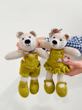 Load image into Gallery viewer, pattern - eamon &amp; aoife bears