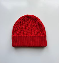 Load image into Gallery viewer, merino beanie - fisherman’s rib