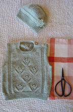 Load image into Gallery viewer, pattern - posy vest &amp; hat bc147