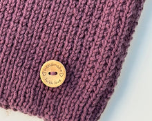 Load image into Gallery viewer, pure merino 8ply - eggplant - 872