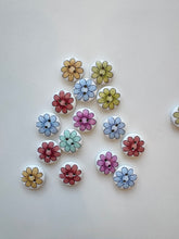 Load image into Gallery viewer, buttons - wooden colourful flower print