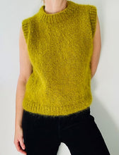 Load image into Gallery viewer, pattern - dolly vest 170 pdf