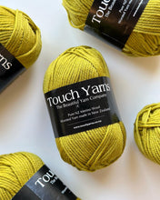 Load image into Gallery viewer, pure merino 8ply - pistachio - 810