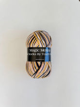 Load image into Gallery viewer, merino sock yarn - clyde