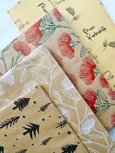 Load image into Gallery viewer, wrapping paper set - printed in NZ - christmas